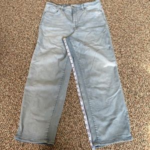 Light wash Athleta sculptek jeans - 10